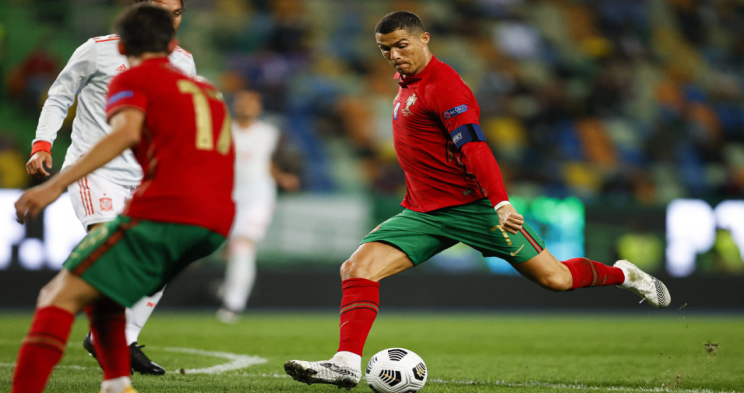 纳瓦拉室内足球队vs帕尔马室内足球队直播_在线纳瓦拉室内足球队vs帕尔马室内足球队直播高清直播_免费无插件纳瓦拉室内足球队vs帕尔马室内足球队直播-24直播